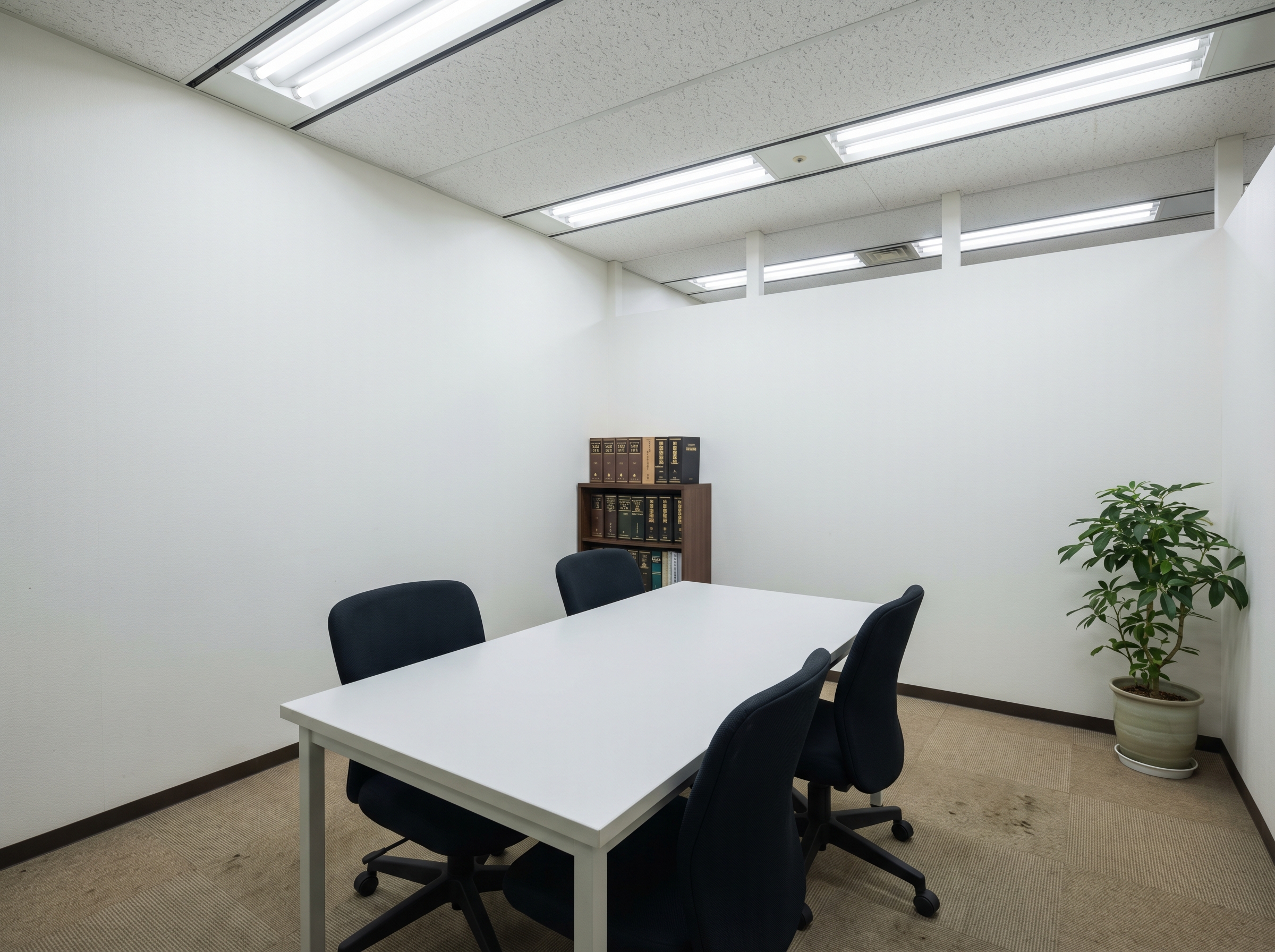 完全個室の相談室 — プライバシーに配慮した環境